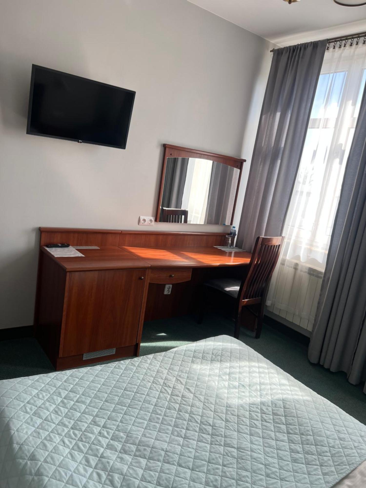Bed and Breakfast Alabastro Томашув-Мазовецки Экстерьер фото